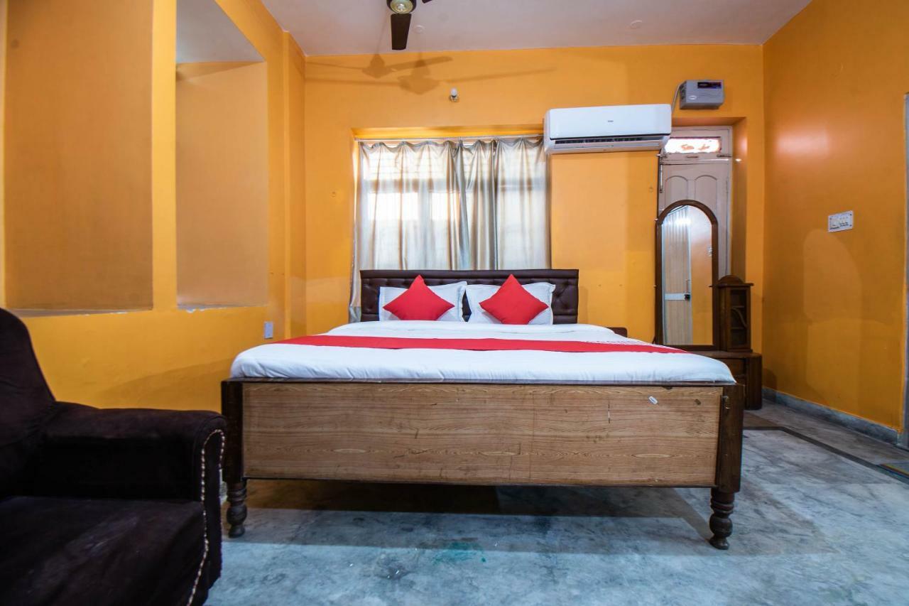 Hotel Oyo 29792 Piyush Hajipur Exterior foto