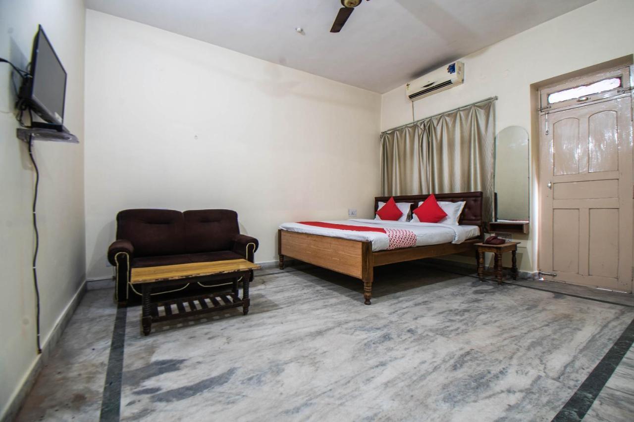Hotel Oyo 29792 Piyush Hajipur Exterior foto